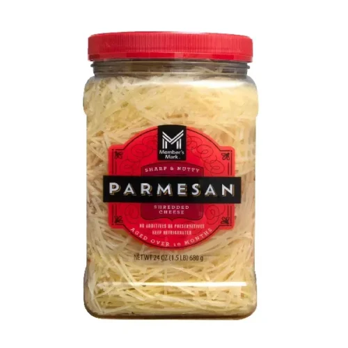 Queso parmesano MEMBERS MARK intenso 680g